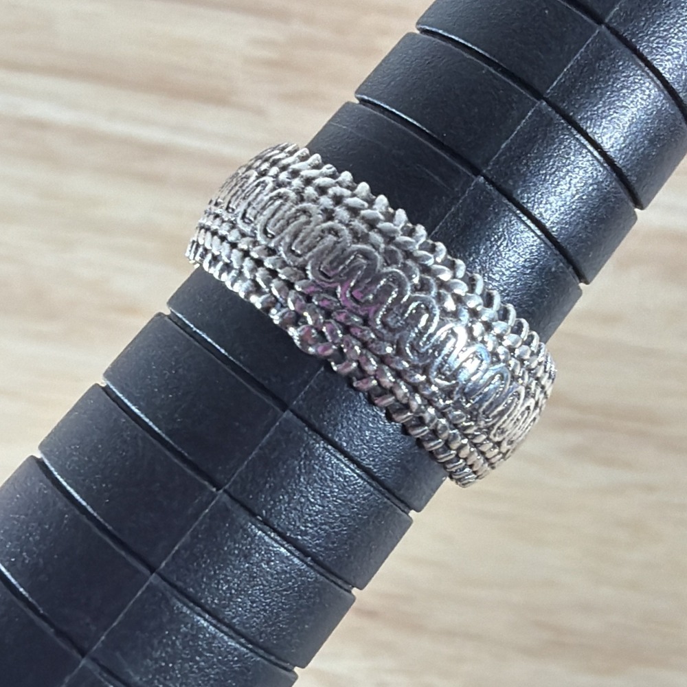 Vintage Sterling Silver Textured Geometric Band Ring Size 7 Thick